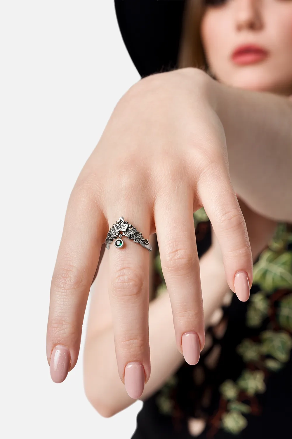 Restyle Ring Poisoned Ivy