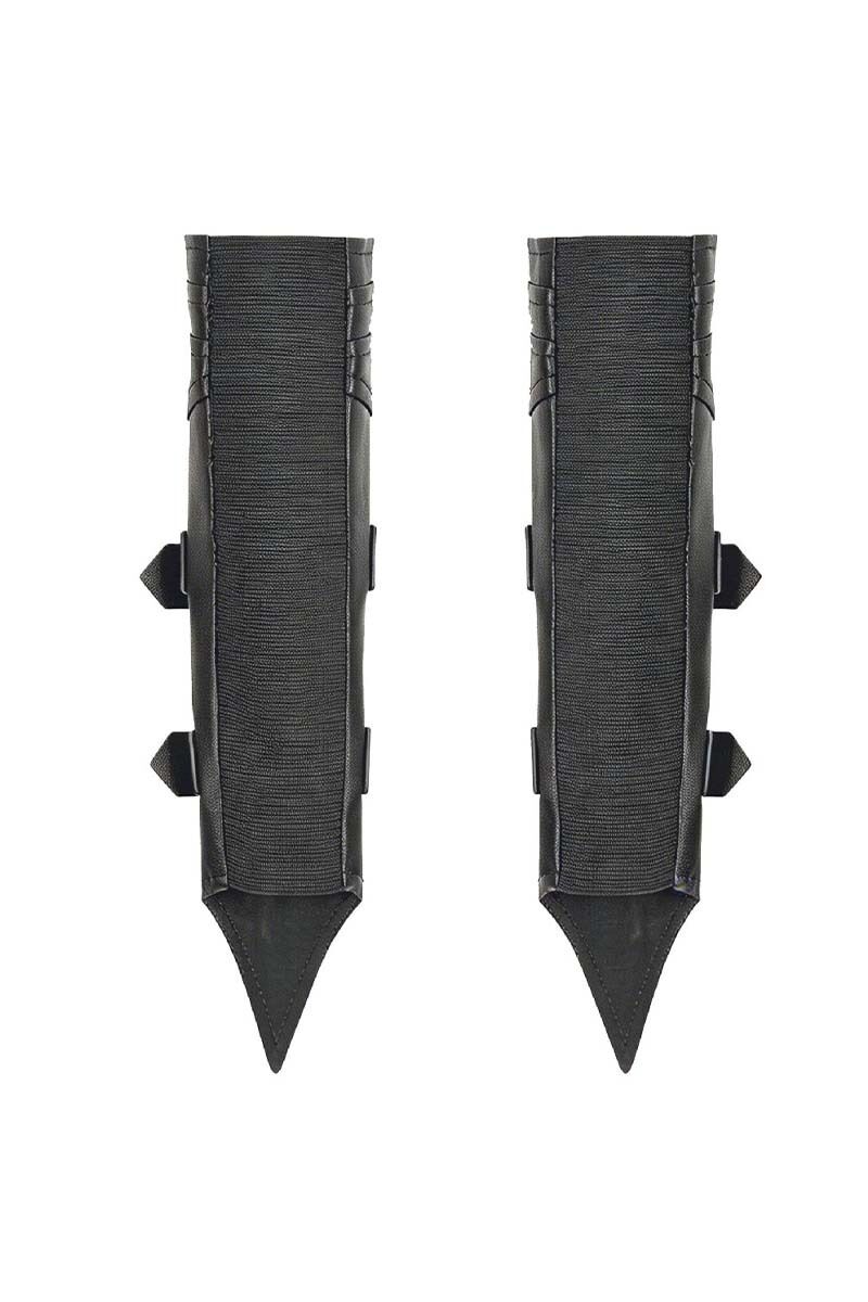 Dark In Love Armstulpen Doomspire