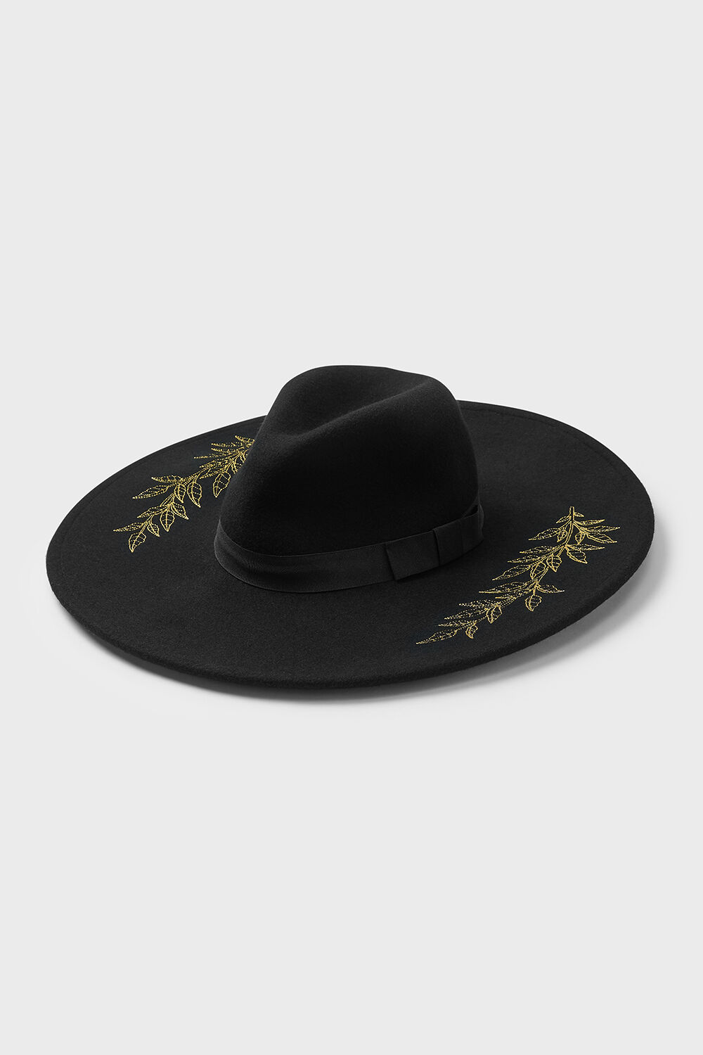 Killstar Hut Gold Fern Witch