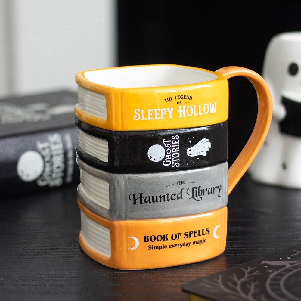 Spirit of Equinox Tasse Book Stack