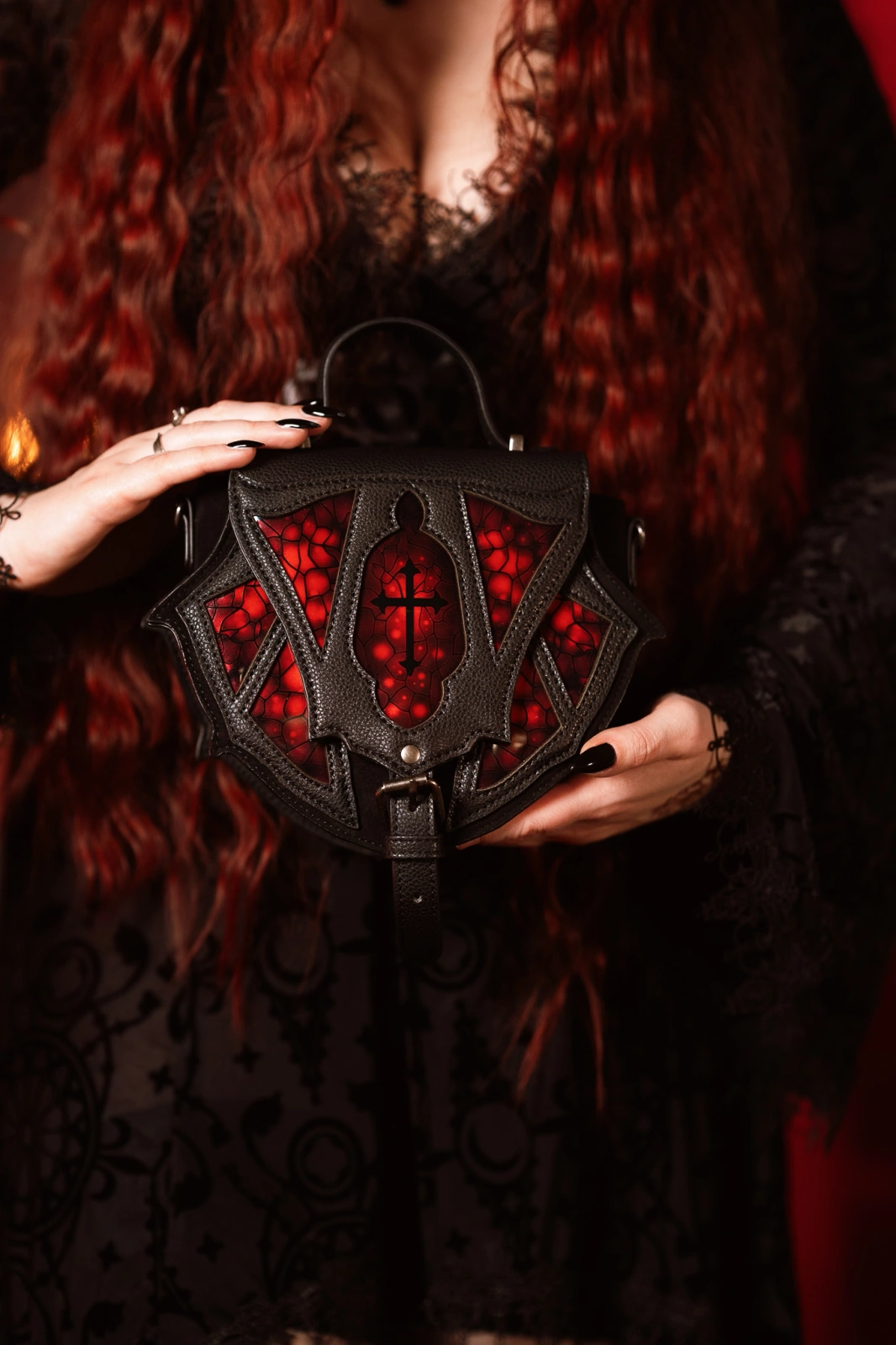 Restyle Tasche Bloodspire