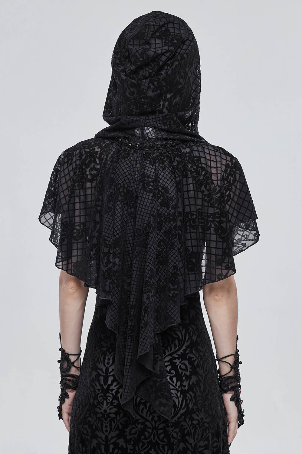 Devil Fashion Cape Elowen