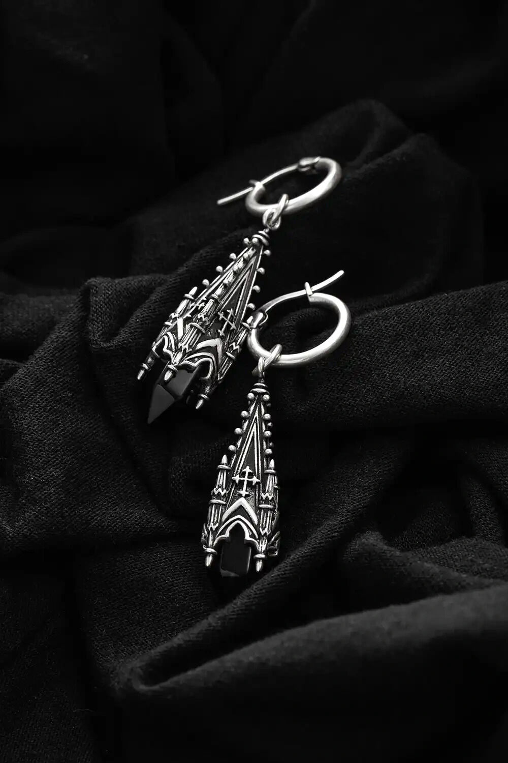 Restyle Ohrringe Midnight Totem