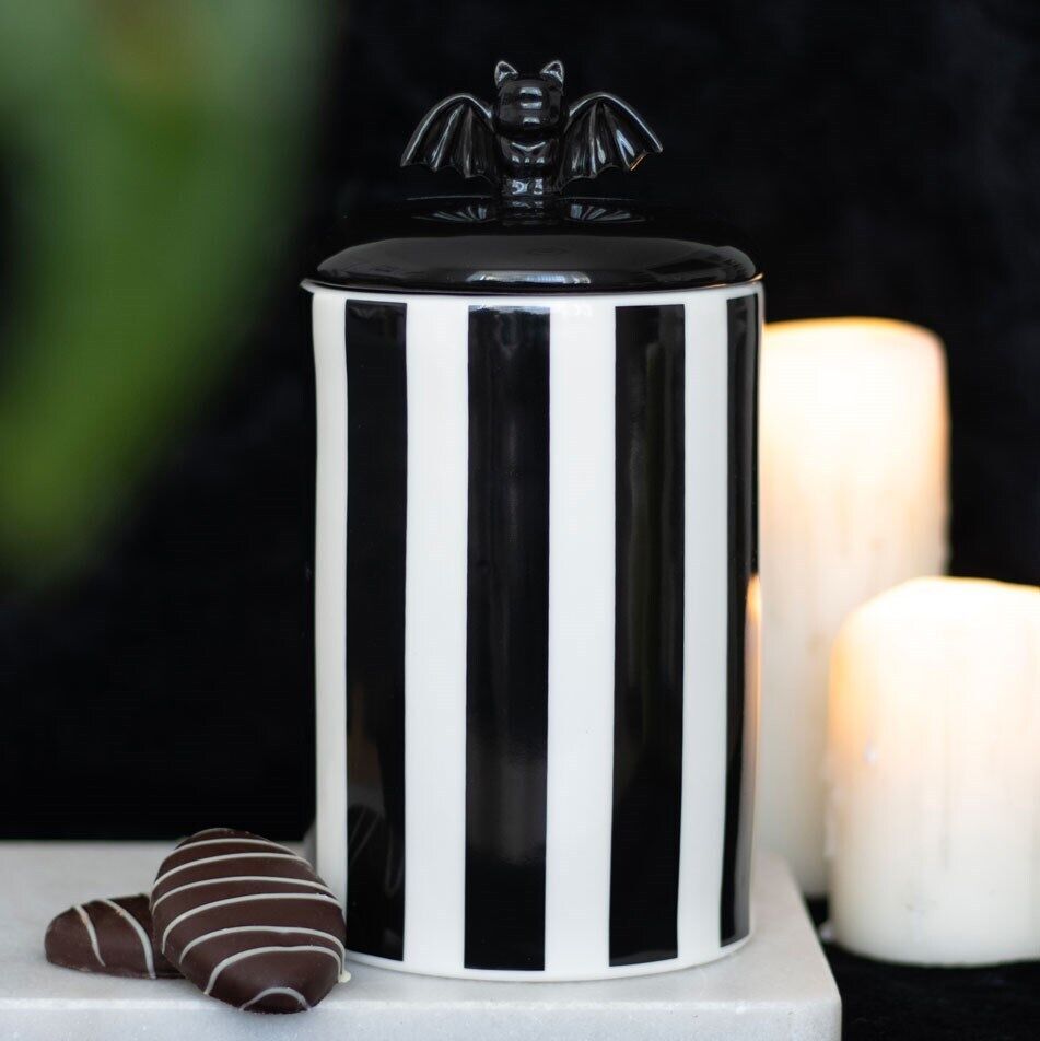 Spirit of Equinox Dose Striped Bat