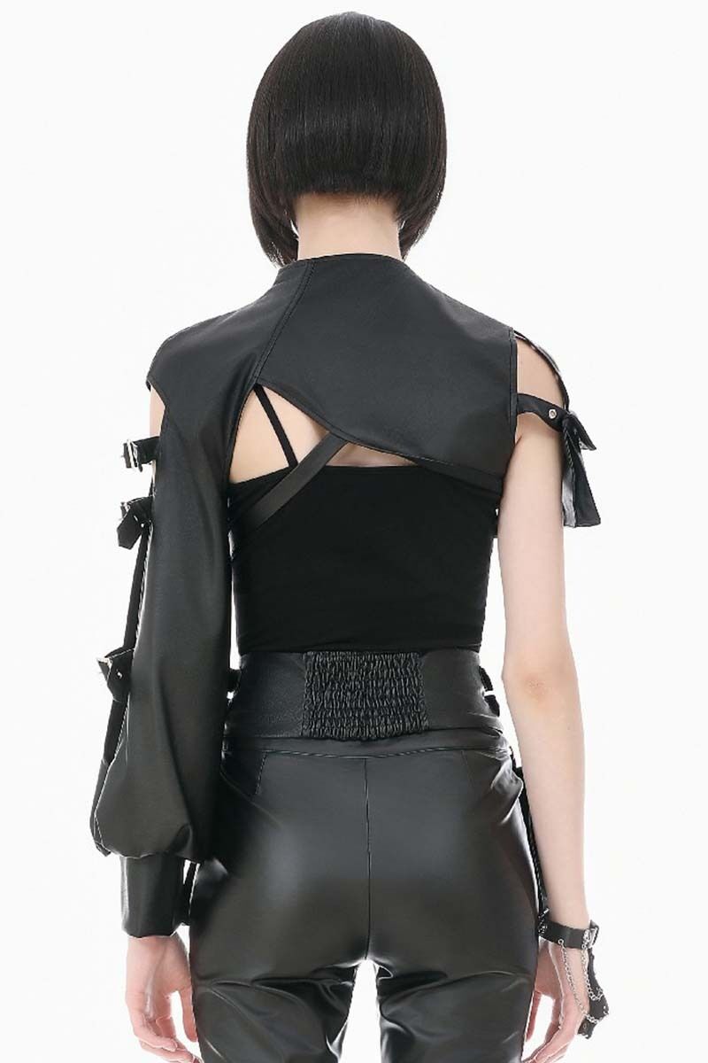Dark In Love Bolero Crossbound
