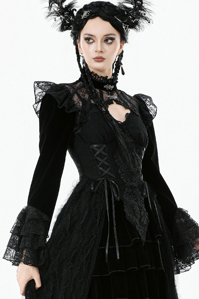 Dark In Love Bolero Lunar Romance