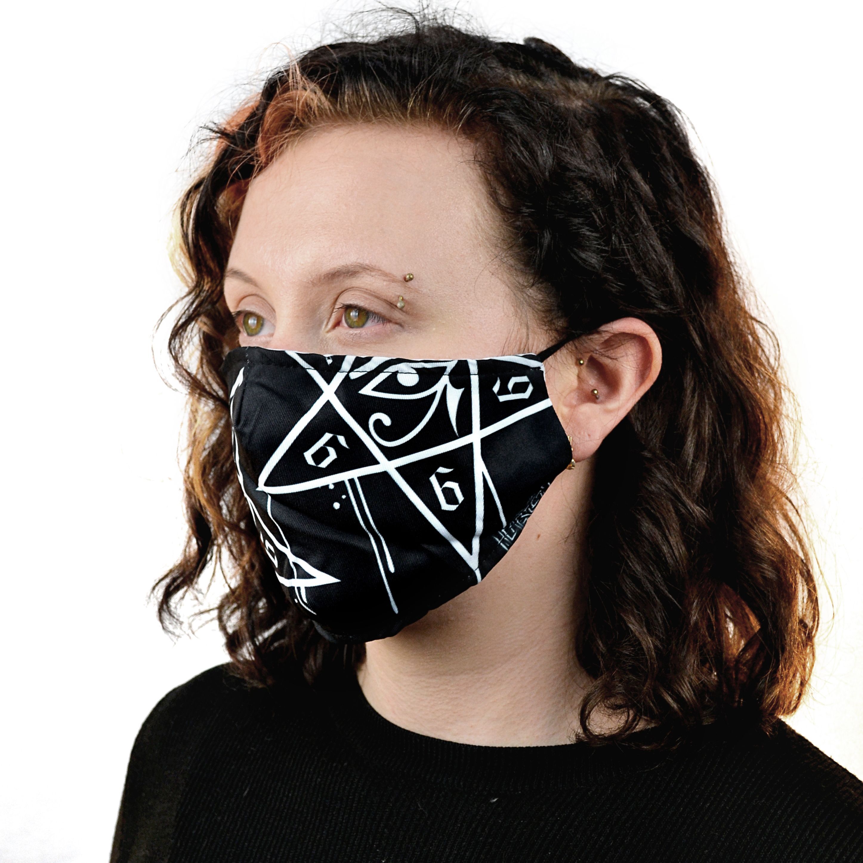 Heartless Maske Dripping Pentagram