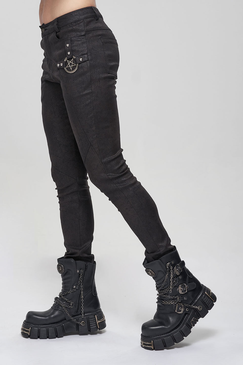 Devil Fashion Hose Summoned