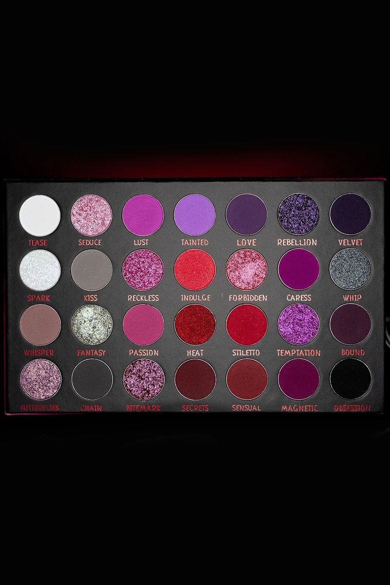 Jolie Beauty Lidschattenpalette Tainted