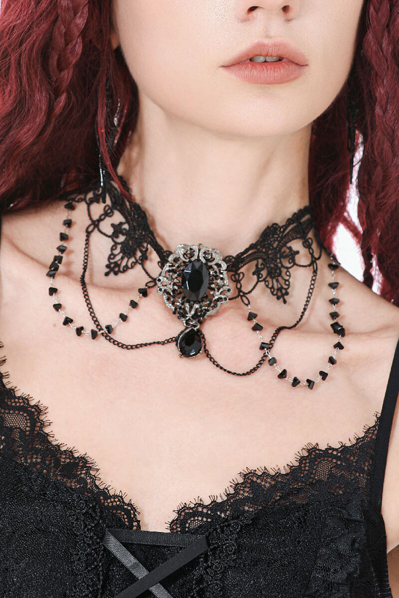 Dark In Love Halsband Lucrezia