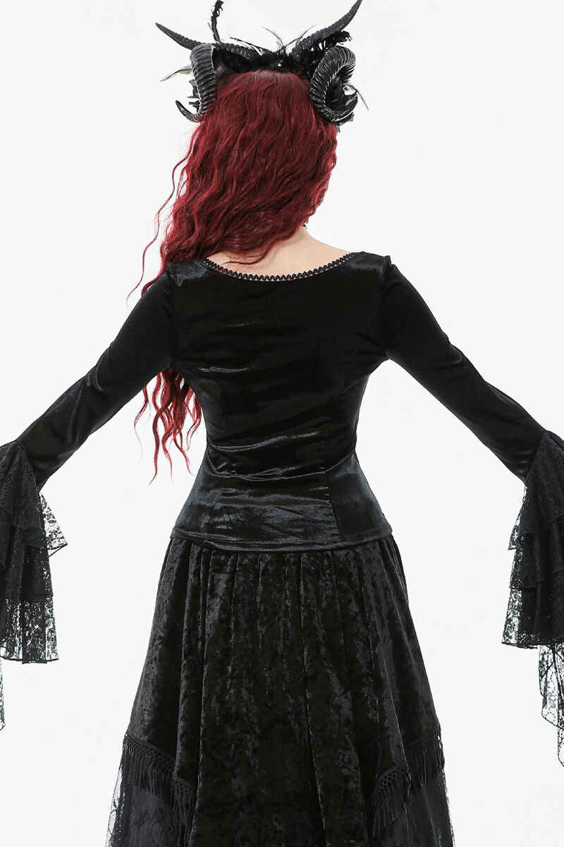 Dark In Love Longsleeve Savina